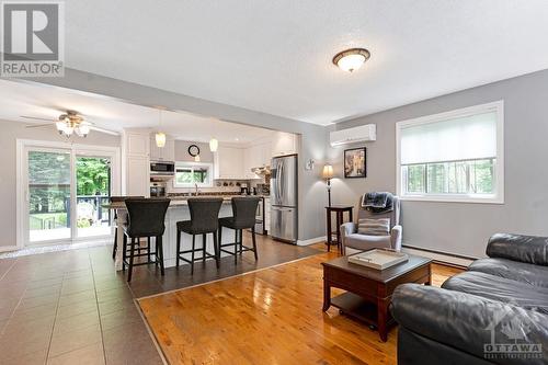 Open floor plan - 479 Drummond Concession 11 Road, Carleton Place, ON - Indoor Photo Showing Living Room