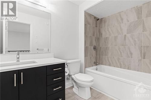 Upper Level- Main 4 piece bathroom. - 272 Big Dipper Street, Ottawa, ON - Indoor Photo Showing Bathroom