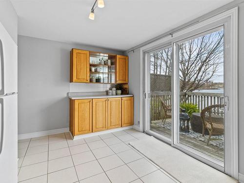 10 Lakeview Point Road, Dartmouth, NS 