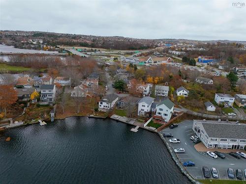 10 Lakeview Point Road, Dartmouth, NS 