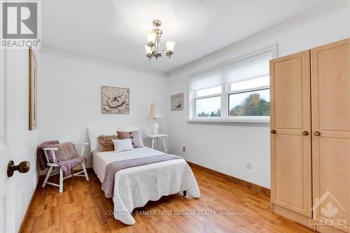 28 Mountain View Lane, Rideau Lakes, ON - Indoor Photo Showing Bedroom