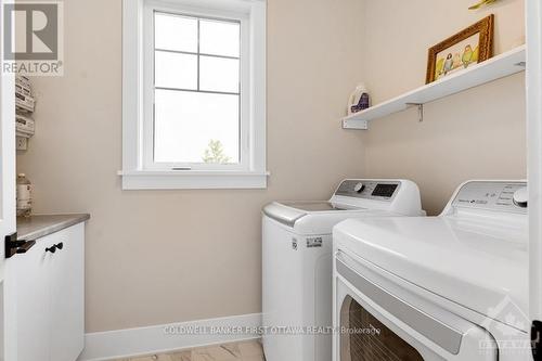 27 Shelter Cove Drive, Westport, ON - Indoor Photo Showing Laundry Room