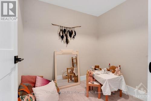 27 Shelter Cove Drive, Westport, ON - Indoor Photo Showing Other Room