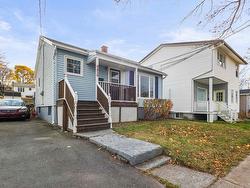 6450 Edgewood Avenue  Halifax, NS B3L 2N8