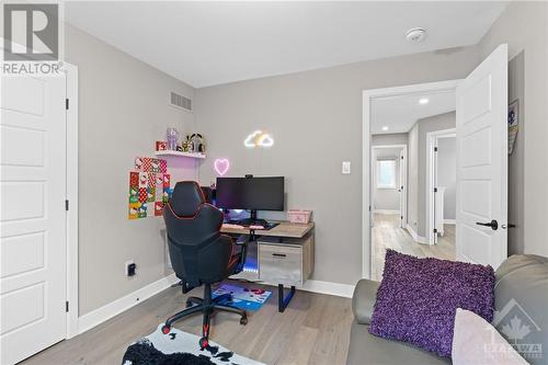 4nd bedroom w/ large closet. - 68 Hubble Heights, Ottawa, ON - Indoor Photo Showing Office