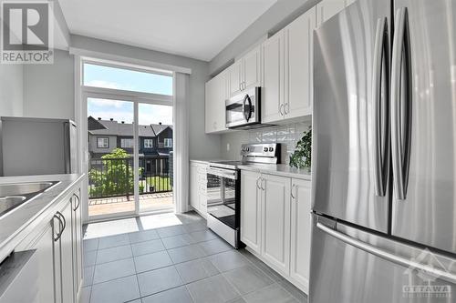 58 Teelin Circle, Ottawa, ON - Indoor Photo Showing Kitchen With Stainless Steel Kitchen With Upgraded Kitchen