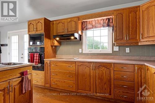 109 County Road 1 Road, Elizabethtown-Kitley (814 - Elizabethtown Kitley (Old K.) Twp), ON - Indoor Photo Showing Kitchen