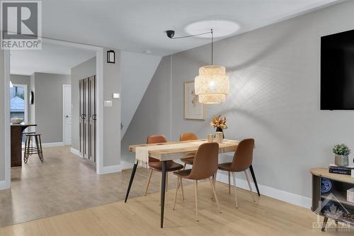 809 Maplewood Avenue, Ottawa, ON - Indoor Photo Showing Dining Room