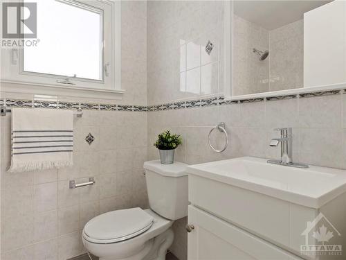 Full renovated 2nd Level 3pc-Bath - 1989 Naples Avenue, Ottawa, ON - Indoor Photo Showing Bathroom