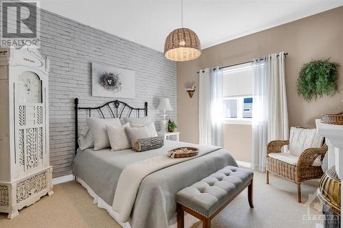 179 Glenncastle Drive, Carp, ON - Indoor Photo Showing Bedroom