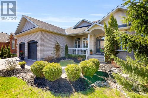 179 Glenncastle Drive, Carp, ON - Outdoor With Deck Patio Veranda With Facade