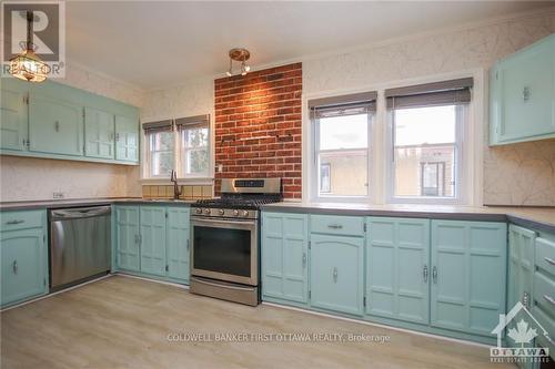 1335 Kitchener Avenue, Ottawa, ON - Indoor Photo Showing Kitchen