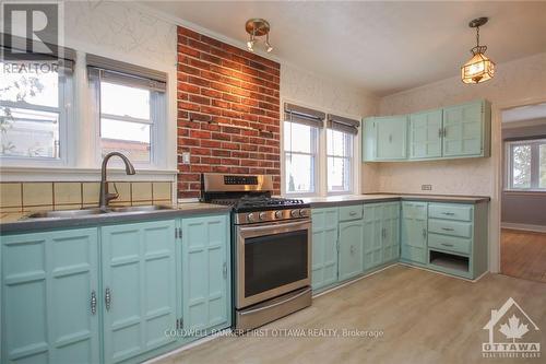 1335 Kitchener Avenue, Ottawa, ON - Indoor Photo Showing Kitchen With Double Sink