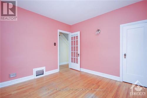 1335 Kitchener Avenue, Ottawa, ON - Indoor Photo Showing Other Room