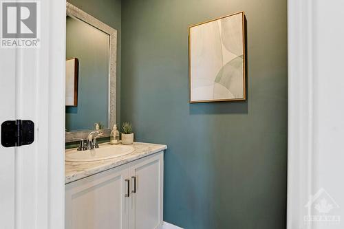 Main floor powder room - 1074 Barrett Chute Road, Calabogie, ON - Indoor Photo Showing Bathroom