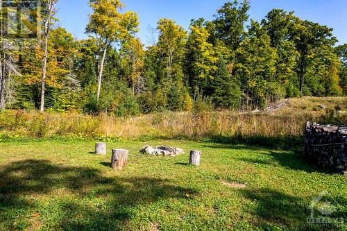 Firepit for evenings of star gazing - 1074 Barrett Chute Road, Calabogie, ON - Outdoor