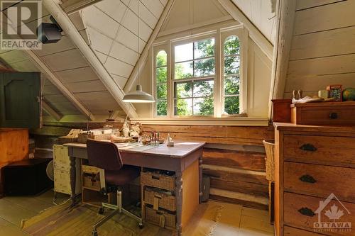 Desk station in primary bedroom - 161 A Taggart Lane, Westport, ON - Indoor