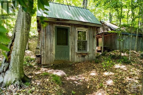 Bunkie - 161 A Taggart Lane, Westport, ON - Outdoor