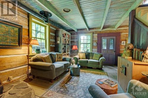 161 A Taggart Lane, Rideau Lakes, ON - Indoor Photo Showing Living Room