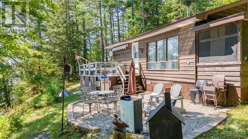 447 Hardwood Ridge Road, Lanark Highlands, ON - Outdoor