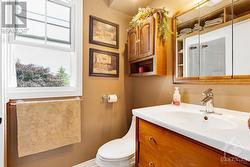 Second floor 3-pc bathroom - 