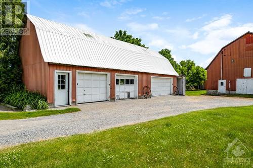 Garage-workshop - 3581 Drummond Concession 2 Road, Perth, ON 