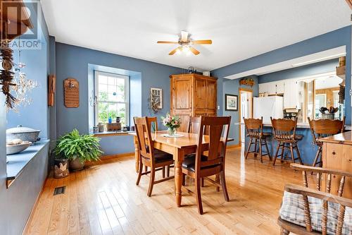 Dining room open to kitchen - 3581 Drummond Concession 2 Road, Perth, ON - Indoor Photo Showing Dining Room