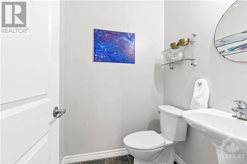 144 Tapadero Avenue, Stittsville, ON - Indoor Photo Showing Bathroom