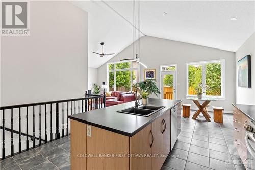 144 Tapadero Avenue, Ottawa, ON - Indoor Photo Showing Kitchen With Double Sink