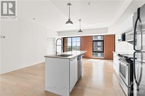 810 - 555 Anand, Ottawa, ON - Indoor Photo Showing Kitchen