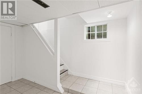 814 Baseline Road, Ottawa, ON - Indoor Photo Showing Other Room