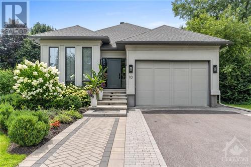 10 Leaver Avenue, Ottawa, ON - Outdoor With Facade