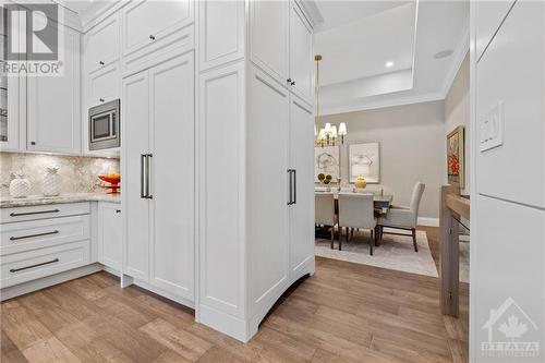 10 Leaver Avenue, Ottawa, ON - Indoor Photo Showing Kitchen