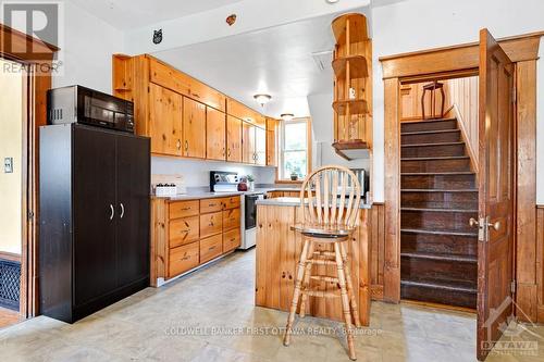 195 Montgomery Road, Drummond/North Elmsley, ON - Indoor Photo Showing Kitchen