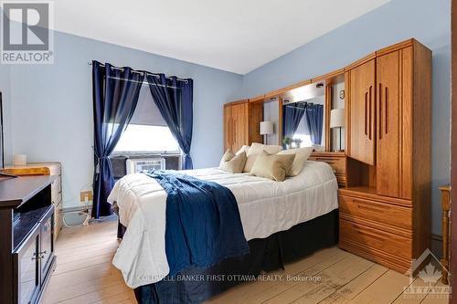 195 Montgomery Road, Drummond/North Elmsley, ON - Indoor Photo Showing Bedroom