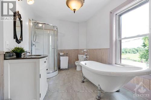 195 Montgomery Road, Drummond/North Elmsley, ON - Indoor Photo Showing Bathroom