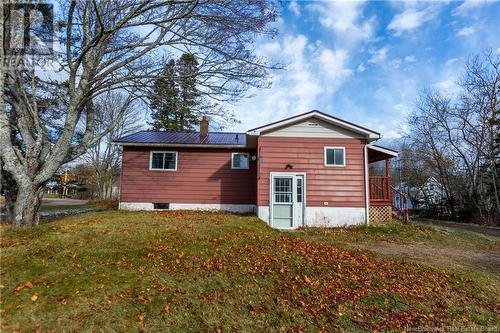 122 Charlotte Street, Sackville, NB - Outdoor