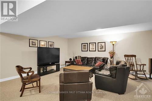 6068 James Bell Drive, Ottawa, ON - Indoor Photo Showing Other Room