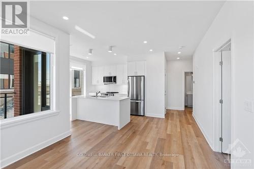 103 - 611 Wanaki Road, Ottawa, ON - Indoor Photo Showing Kitchen