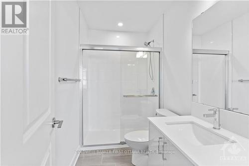 103 - 611 Wanaki Road, Ottawa, ON - Indoor Photo Showing Bathroom