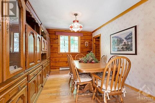 1102 Ebbs Bay Road, Drummond/North Elmsley, ON - Indoor Photo Showing Dining Room