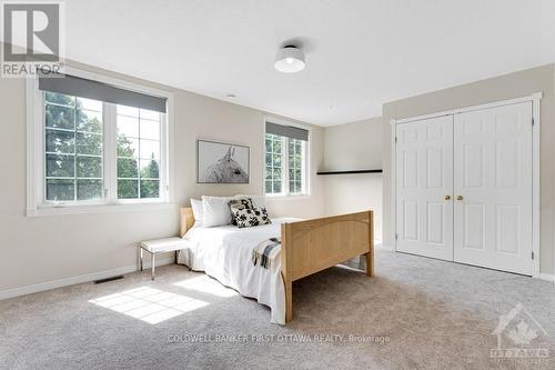 5525 Pettapiece Crescent, Ottawa, ON - Indoor Photo Showing Bedroom