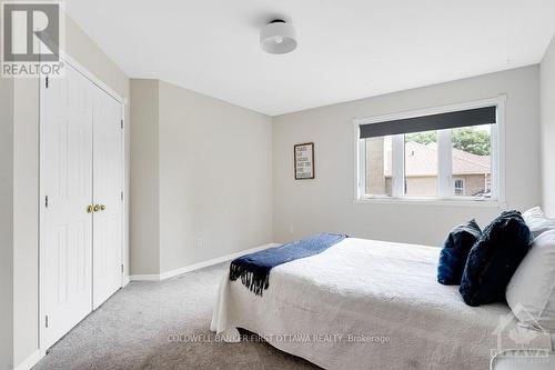 5525 Pettapiece Crescent, Ottawa, ON - Indoor Photo Showing Bedroom