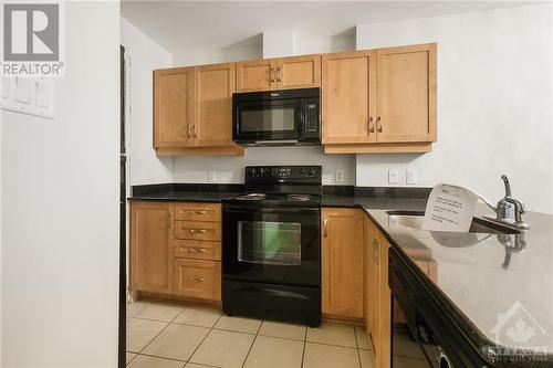 314 Central Park Drive Unit#104, Ottawa, ON - Indoor Photo Showing Kitchen