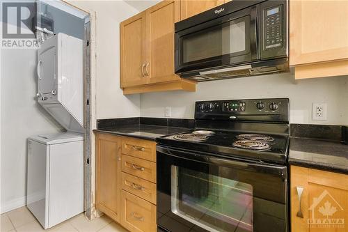 314 Central Park Drive Unit#104, Ottawa, ON - Indoor Photo Showing Kitchen