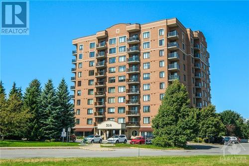 314 Central Park Drive Unit#104, Ottawa, ON - Outdoor With Facade