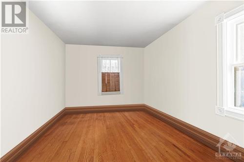 66 Bell Street, Ottawa, ON - Indoor Photo Showing Other Room