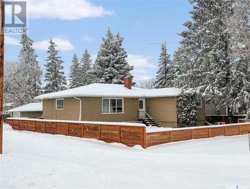 614 Godkin Avenue, Balcarres, SK - Outdoor