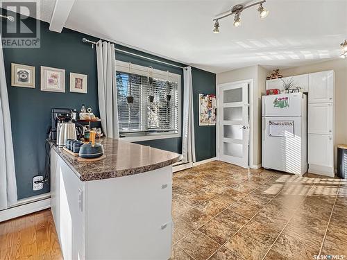 614 Godkin Avenue, Balcarres, SK - Indoor Photo Showing Kitchen