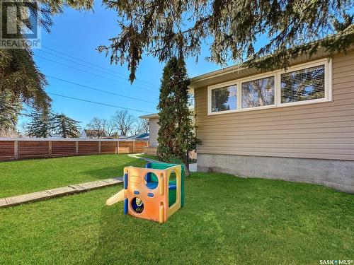 614 Godkin Avenue, Balcarres, SK - Outdoor